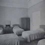 Davenport House - girls' bedroom